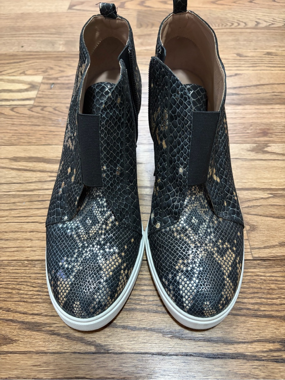 Linea Paolo Felicia Hidden Wedge Sneaker Booties Black Gold Snake Print sz 11
